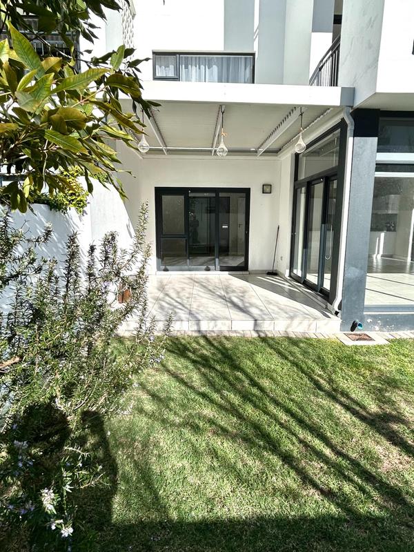 To Let 3 Bedroom Property for Rent in Somerset West Western Cape